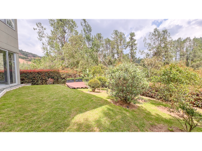 Casa de 4 alcobas en venta en Escobero, Envigado, 514 m² · foto 18 de 18