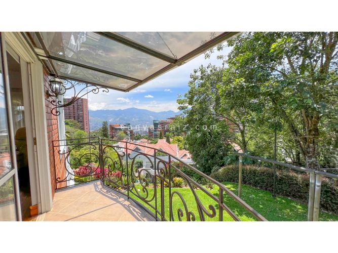 Casa de 5 alcobas en venta en El Tesoro, Medellín, 450 m² · foto 18 de 21