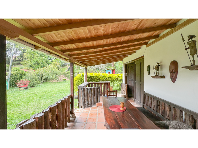 Casa de 3 alcobas en venta en San Juan Bosco, Marinilla, 180 m² · foto 2 de 14