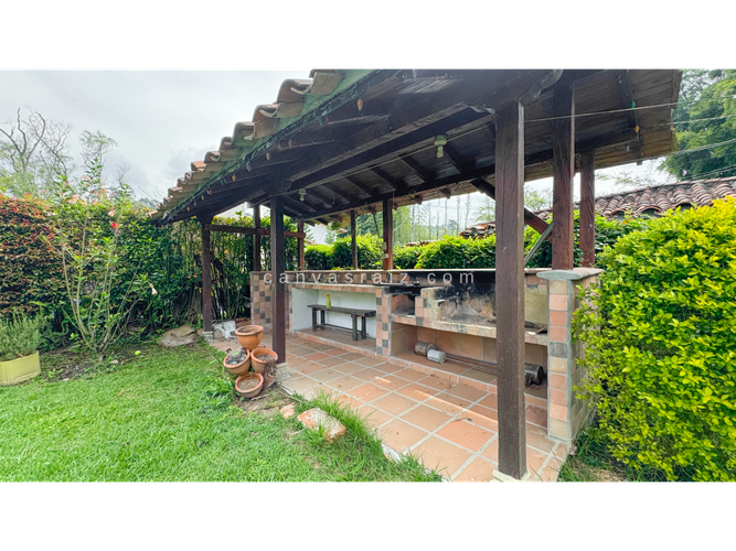 Casa de 3 alcobas en venta en San Juan Bosco, Marinilla, 180 m² · foto 13 de 14