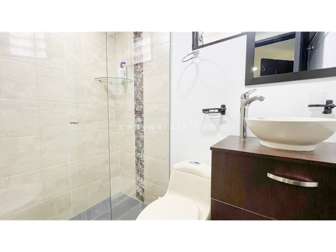 Finca en venta en La Hondita, Guarne, 360 m² · foto 10 de 18
