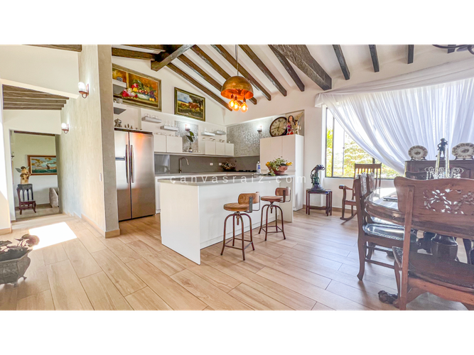 Casa de 4 alcobas en venta en Guamito, La Ceja, 430 m² · foto 8 de 21