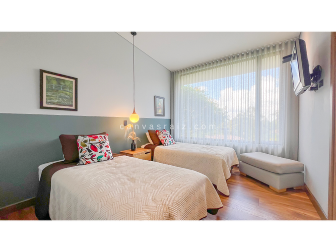 Casa de 4 alcobas en venta en Guamito, La Ceja, 266 m² · foto 15 de 21