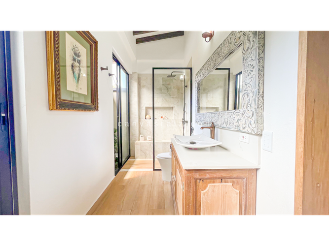 Casa de 4 alcobas en venta en Guamito, La Ceja, 430 m² · foto 12 de 21