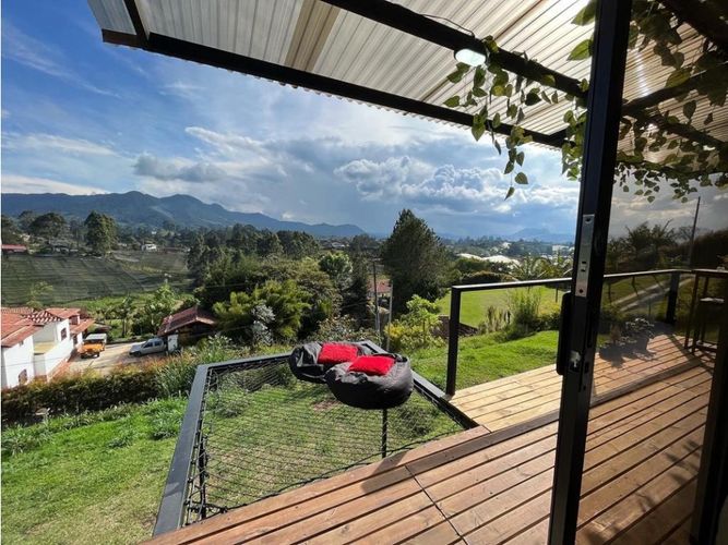 Finca en venta en El Carmen De Viboral, El Carmen de Viboral, 160 m² · foto 2 de 7