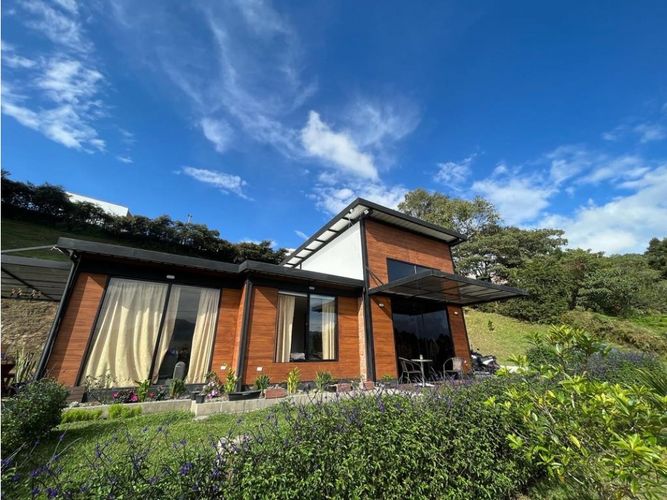Finca en venta en El Carmen De Viboral, El Carmen de Viboral, 160 m² · foto 5 de 7