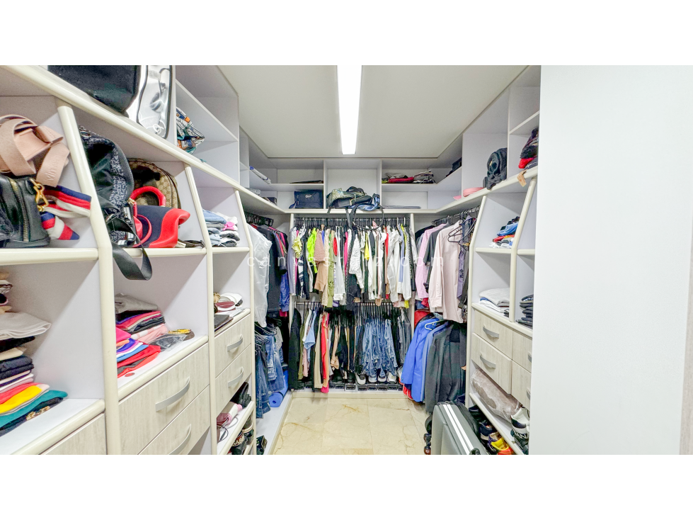 Apartamento en venta en Laureles, Medellín · foto 16 de 21