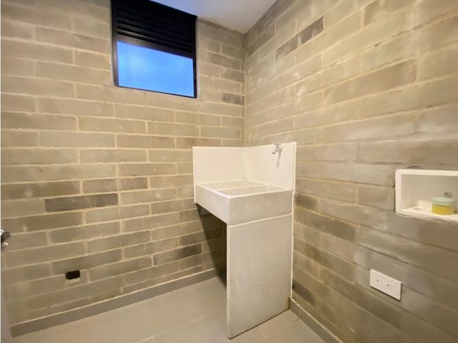 Apartamento de 2 alcobas en venta en La Ceja, 54 m² · foto 3 de 8