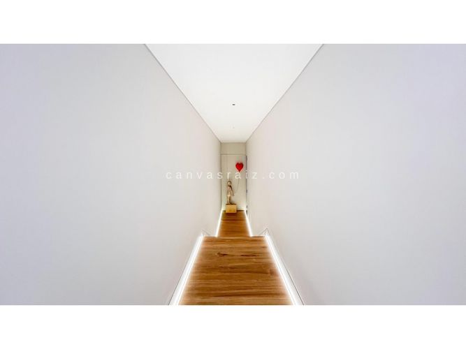 Casa de 5 alcobas en venta en Escobero, Envigado, 614 m² · foto 7 de 19