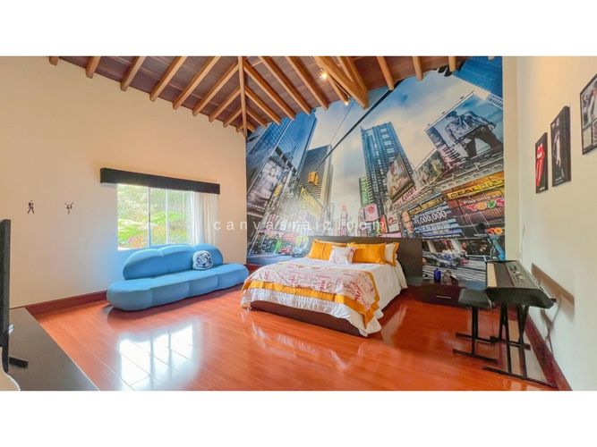 Casa de 5 alcobas en venta en Escobero, Envigado, 614 m² · foto 14 de 19