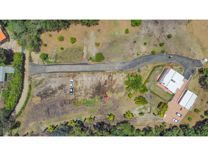 Casa de 4 alcobas en venta en El Cerro, El Carmen de Viboral, 196 m² · foto 18 de 18