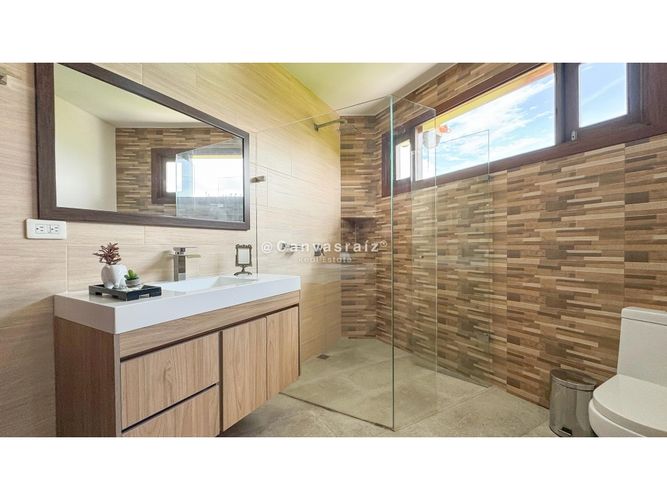 Casa de 5 alcobas en venta en La Mosquita, Guarne, 500 m² · foto 17 de 21
