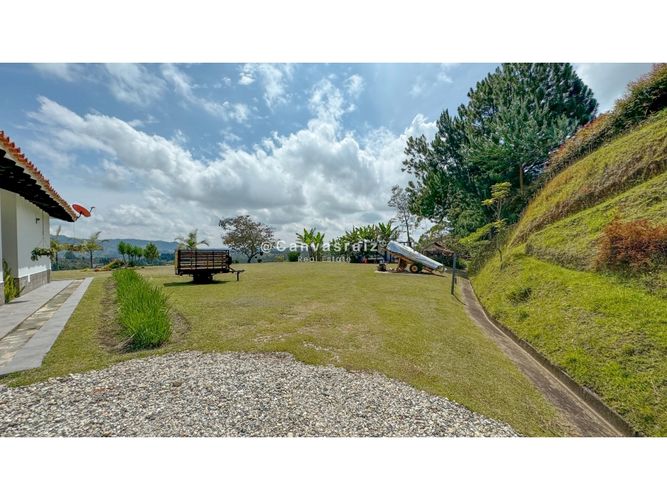 Casa de 5 alcobas en venta en La Mosquita, Guarne, 500 m² · foto 21 de 21