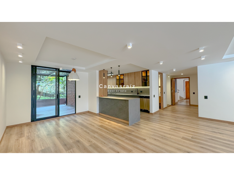 Apartment for sale in El Poblado, Medellín 4