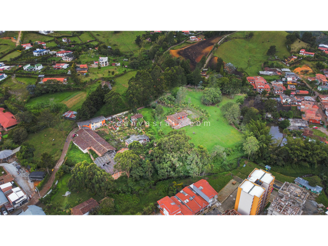 Lote en venta en La Maria, El Carmen de Viboral, 160 m² · foto 2 de 10