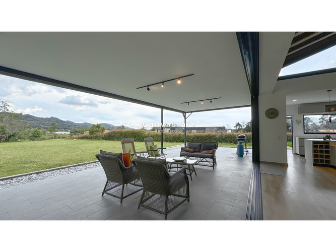 Casa de 3 alcobas en venta en El Chuscal, La Ceja, 356 m² · foto 5 de 15