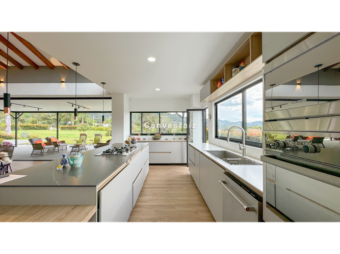 Casa de 3 alcobas en venta en El Chuscal, La Ceja, 356 m² · foto 7 de 15