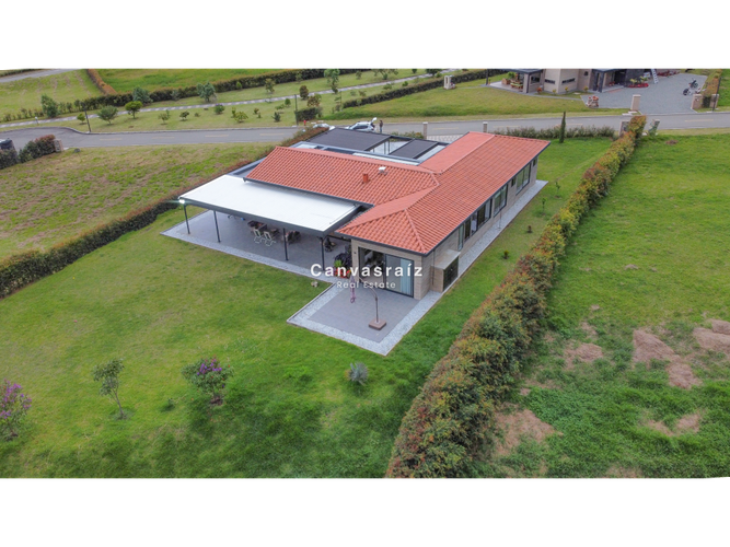 Casa de 3 alcobas en venta en El Chuscal, La Ceja, 356 m² · foto 10 de 15