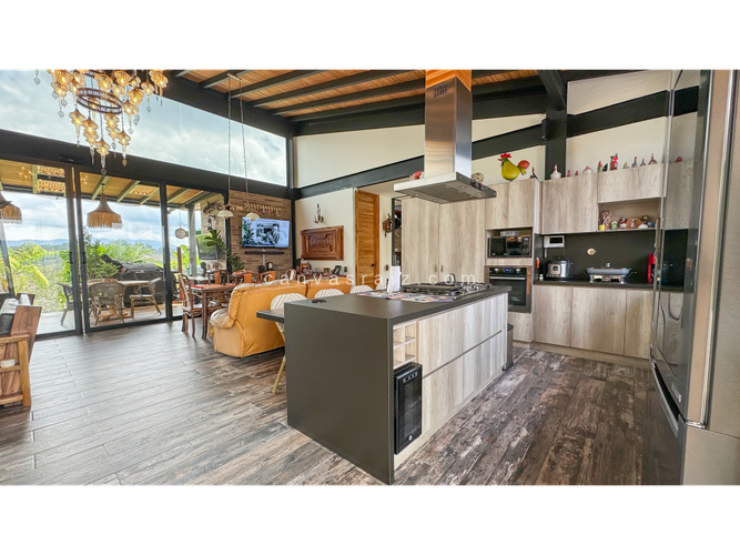 Casa de 3 alcobas en venta en Pantanillo, El Retiro, 360 m² · foto 8 de 21