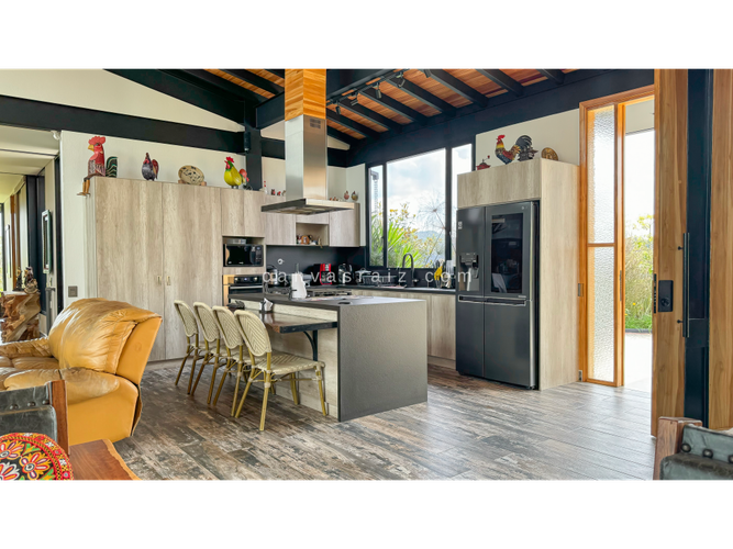 Casa de 3 alcobas en venta en Pantanillo, El Retiro, 360 m² · foto 9 de 21
