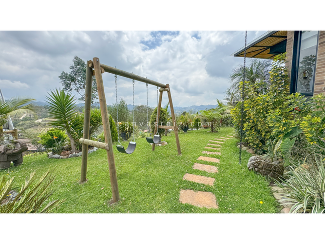 Casa de 3 alcobas en venta en Pantanillo, El Retiro, 360 m² · foto 20 de 21