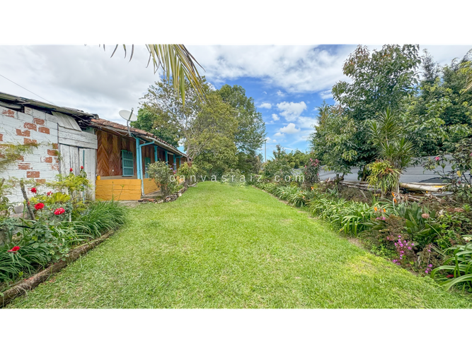 Lote en venta en Playa Rica-Rancheria, Rionegro, 1750 m² · foto 2 de 7