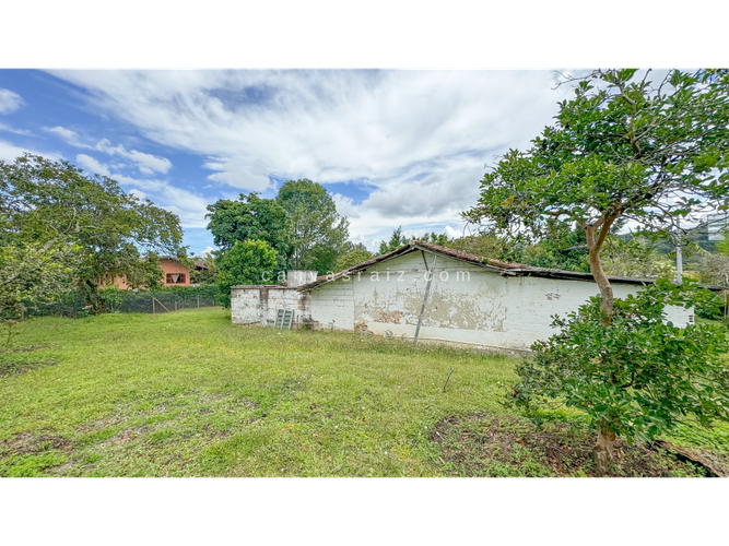Lote en venta en Playa Rica-Rancheria, Rionegro, 1750 m² · foto 3 de 7