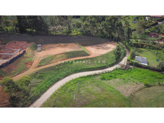 Lote en venta en El Salado, El Carmen de Viboral, 1700 m² · foto 4 de 4