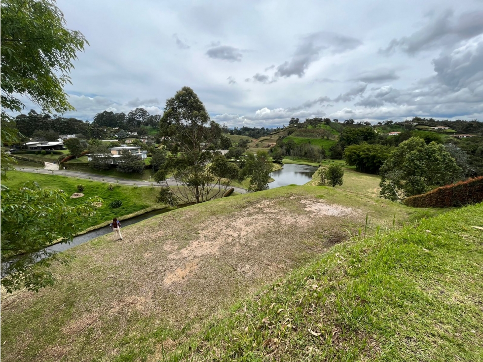Lote en venta en Quirama, El Carmen de Viboral, 5676 m² · foto 2 de 2