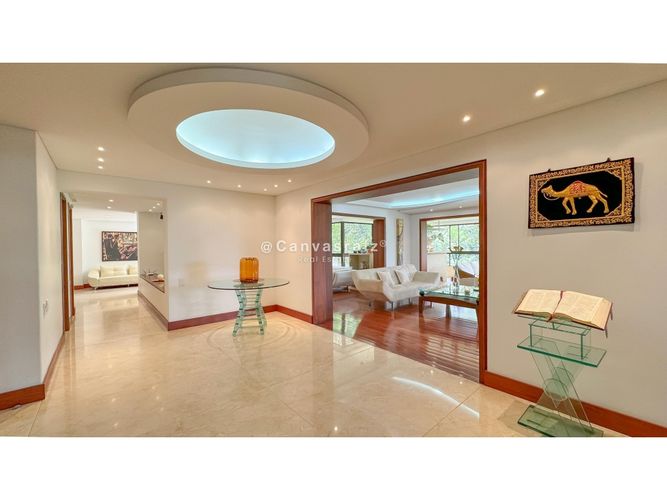 Apartamento de 5 alcobas en venta en Los Naranjos, Medellín, 450 m² · foto 5 de 11