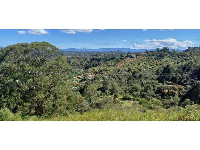 Lote en venta en San Jose, Guarne, 1850 m² · foto 6 de 7