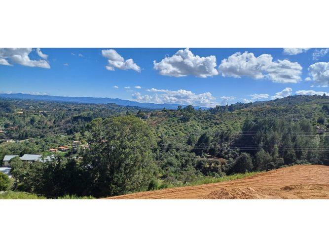 Lote en venta en San Jose, Guarne, 1850 m² · foto 7 de 7