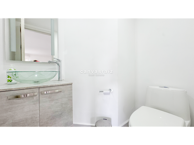Apartamento de 4 alcobas en venta en Castropol, Medellín, 187 m² · foto 5 de 12