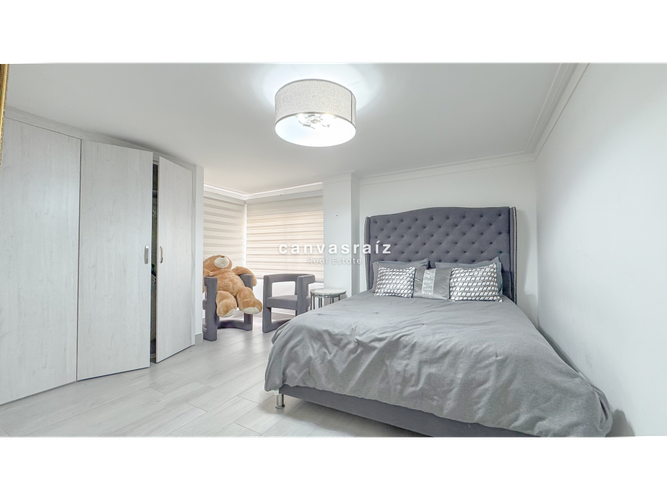 Apartamento de 4 alcobas en venta en Castropol, Medellín, 187 m² · foto 9 de 12