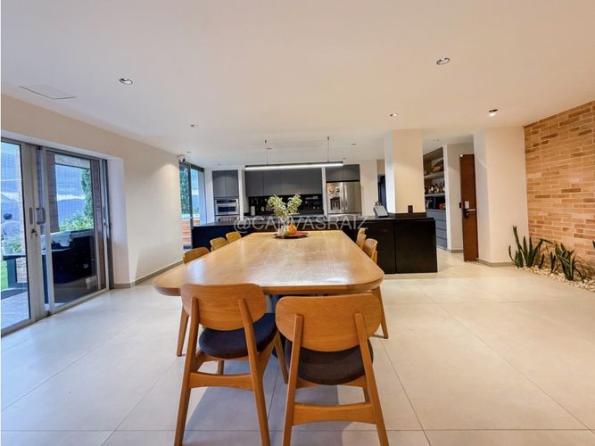 Casa de 5 alcobas en venta en Llano Grande, Envigado, 650 m² · foto 8 de 24