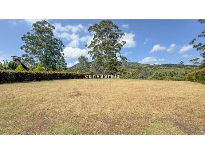 Lote en venta en El Carmen de Viboral, 2980 m² · foto 3 de 5