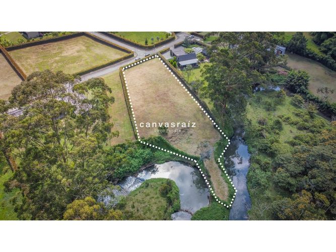 Lote en venta en El Carmen de Viboral, 2980 m² · foto 5 de 5