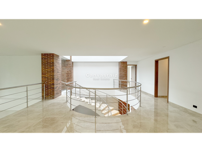 Casa de 4 alcobas en venta en Las Palmas, Envigado, 450 m² · foto 13 de 22