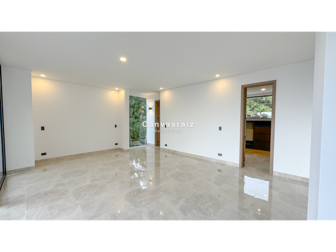 Casa de 4 alcobas en venta en Las Palmas, Envigado, 450 m² · foto 14 de 22