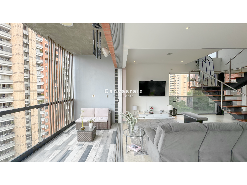Apartamento en venta en El Poblado, Medellín · foto 3 de 12