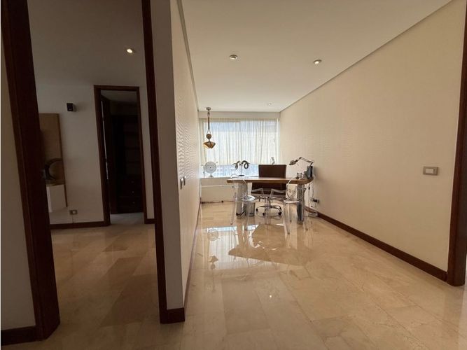 Apartamento en venta en El Poblado, Medellín · foto 10 de 24