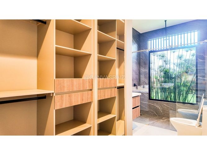 Casa de 4 alcobas en venta en Llano Grande, Rionegro, 400 m² · foto 8 de 9