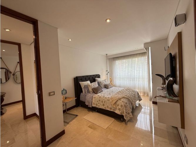 Apartamento en venta en El Poblado, Medellín · foto 17 de 24