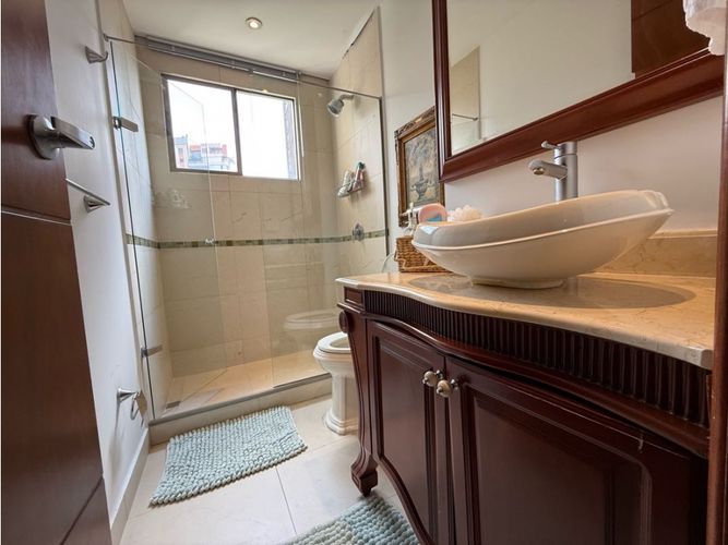 Apartamento en venta en El Poblado, Medellín · foto 19 de 24