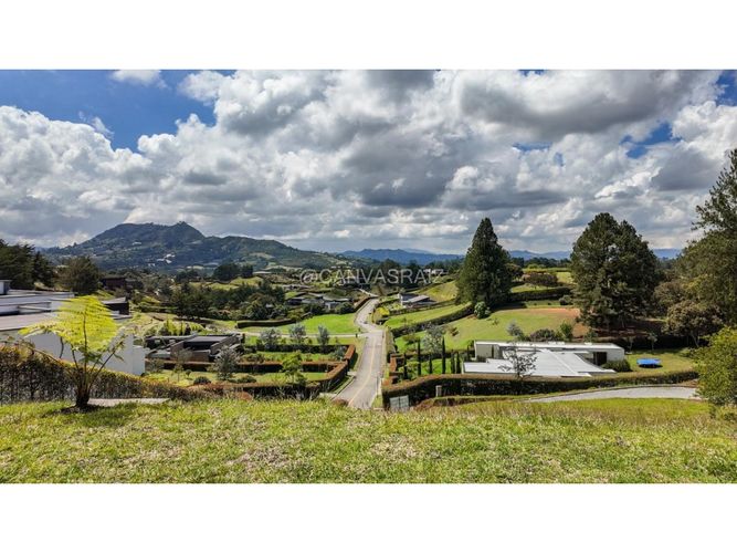 Casa de 4 alcobas en venta en Quirama, El Carmen de Viboral, 370 m² · foto 5 de 14