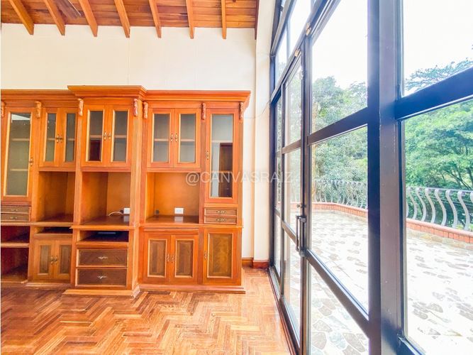 Casa de 6 alcobas en venta en Urbanizacion Fuentes De Zuñiga, Envigado, 386 m² · foto 9 de 20