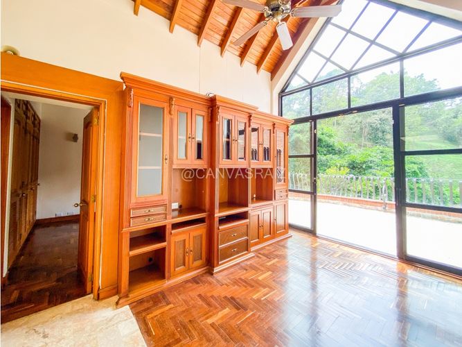 Casa de 6 alcobas en venta en Urbanizacion Fuentes De Zuñiga, Envigado, 386 m² · foto 10 de 20