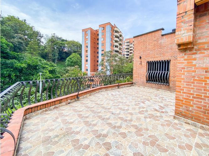 Casa de 6 alcobas en venta en Urbanizacion Fuentes De Zuñiga, Envigado, 386 m² · foto 17 de 20
