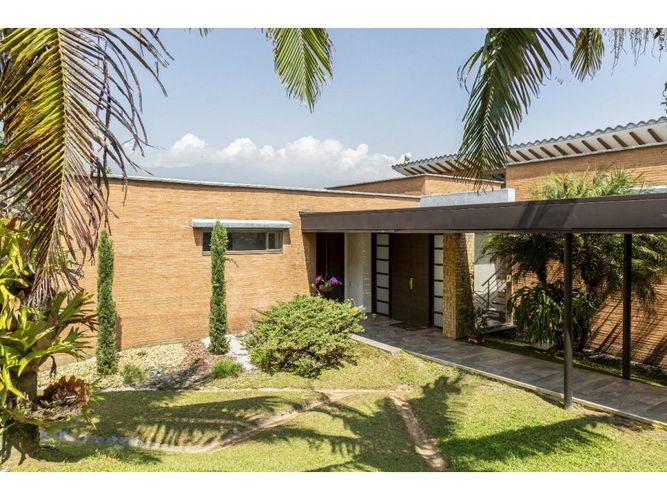 Casa de 4 alcobas en venta en Las Lomitas, Sabaneta, 570 m² · foto 5 de 20