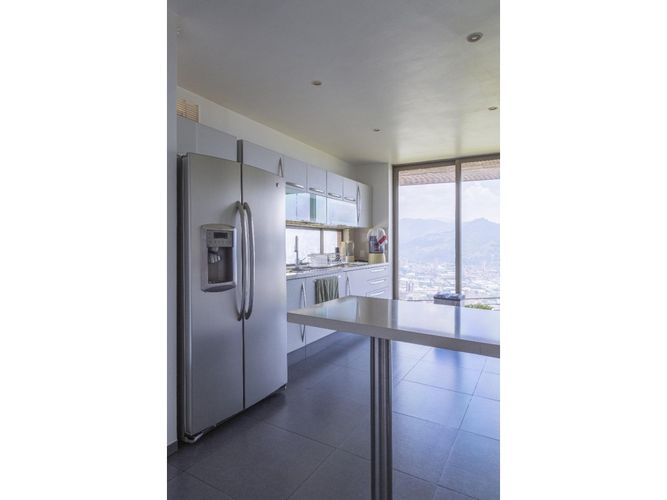 Casa de 4 alcobas en venta en Las Lomitas, Sabaneta, 570 m² · foto 6 de 20